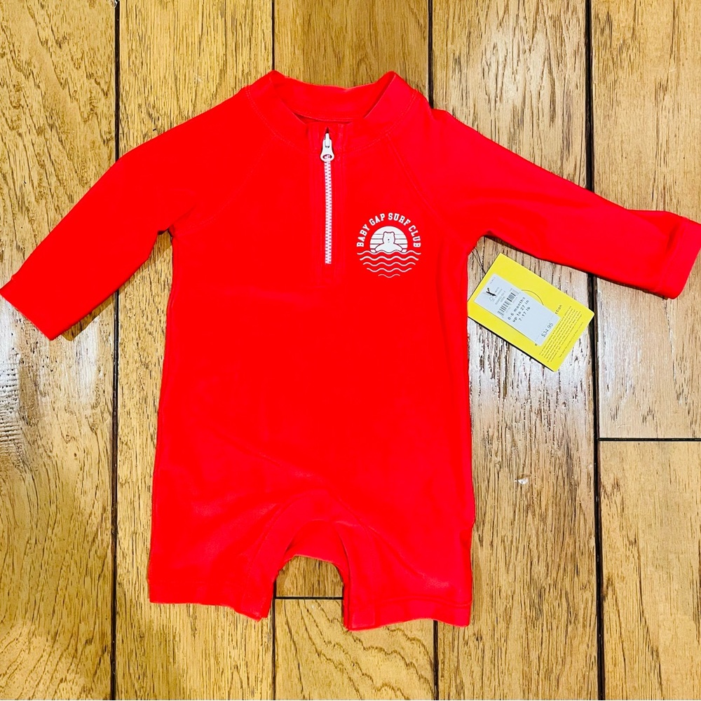 NWT Red Baby Gap Boy Swim Sz 0-6 months